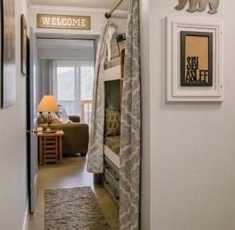 Sugar Mountain Apartment | Sugar Mountain Ski Condo - Walk to Slopes