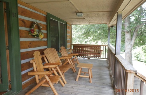 Maggie Valley Cabin | Sugar Plum Cabin - Beautiful leaf & Mountain View, Kids Ski FREE, Holiday FUN
