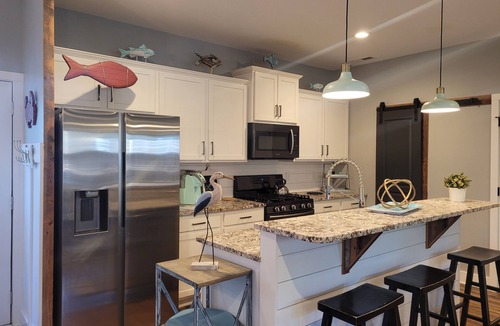 Minnesott Beach Cottage | Sugar Shack - Rustic charm meets modern amenities!