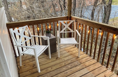 Marion Apartment | Suite Bee Studio Apartment; North Main Street with Creekside Deck