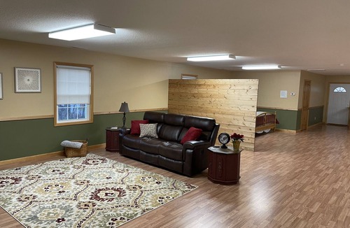 Marion Apartment | Suite Bee Studio Apartment; North Main Street with Creekside Deck