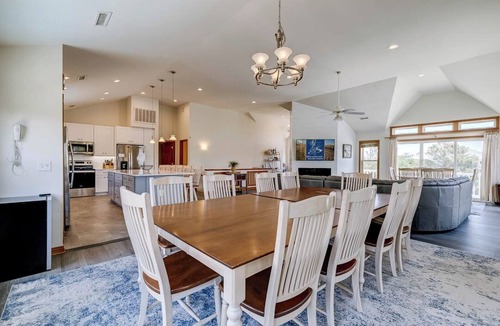 Corolla Light House | Summer Breeze | 970 ft from the Beach | Private Pool, Hot Tub | Corolla