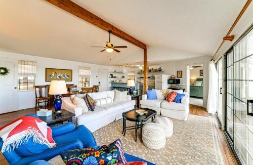 New Concord House | Summer Getaway on Kentucky Lake w/Private Dock
