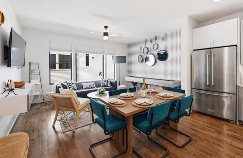 Hillsboro Village House | Summer walkable stay, free parking, fast Wi‑Fi, self check‑in near Broadway