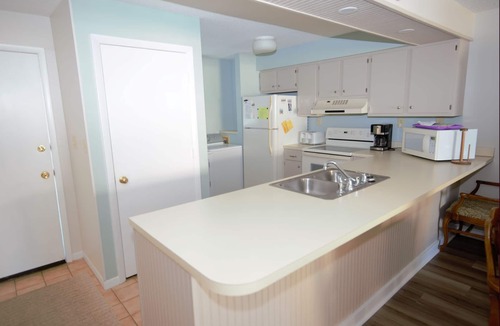 Indian Beach Condo | Summer Winds condos best view and amenities on the beach!