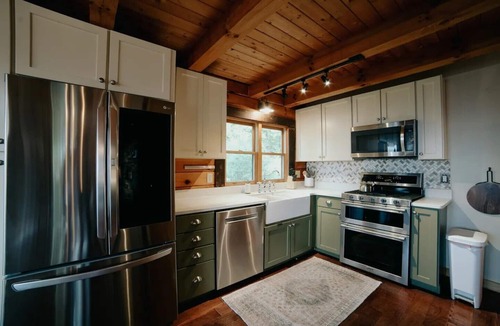 Bostic Cabin | Summit Mountain Cabin near Asheville