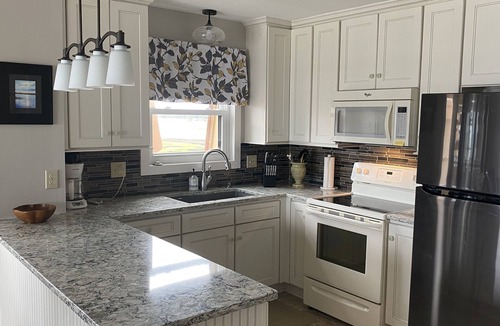 Sneads Ferry Villa | Sun-Sational , OCEAN FRONT, ALL LINENS included, POOL, Private Screen Porch