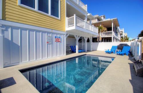 Wilmington Beach House | Sunflower House by Carolina Beach Realty