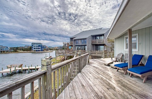 Brigands' Bay House | Sunny canal-front home w/deck, boat dock, private washer/dryer, & central AC
