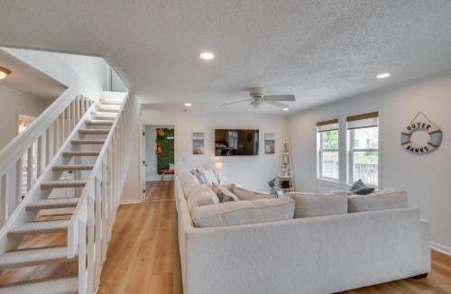 Ocean Sands House | Sunny Corolla Home Walk to Beach!