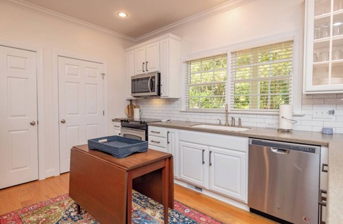 Macon House | Sunny Sylvan Hideaway | Private & Peaceful | Fantastic Views