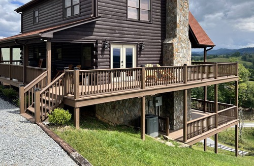 Piney Creek Cabin | Sunrise Ridge Lodge - The perfect gateway