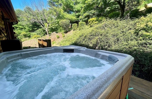 Buck Mountain House | Sunrise Sensation- West Jefferson, NC