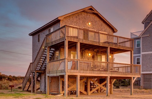 Brigands' Bay House | Sunset Club - Relaxing 3 Bedroom SoundFront Home in Frisco