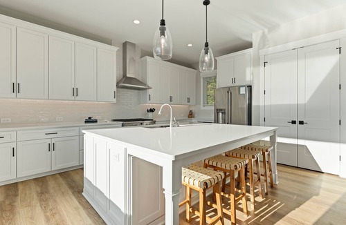Lake Norman of Catawba House | Sunset Retreat at the Lake | Sleeps 24 | Pool