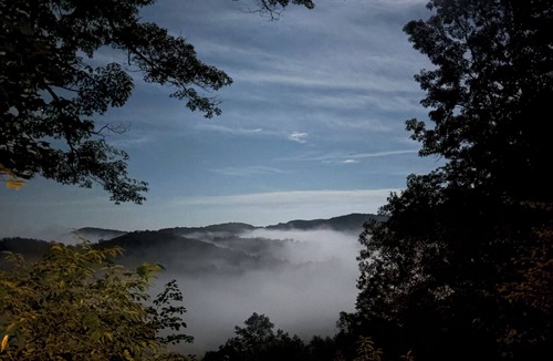 Lake Toxaway Cabin | Sunset Ridge – incredible Mountain Views, Hot Tub, Fire Pit & Pool Table”