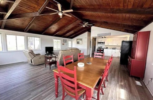 Colington Harbour House | SunsetSanctuary-CanalFront/DogFriendly/Pool&Tennis