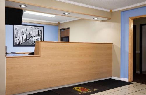 Charlotte Hotel | Super 8 by Wyndham Charlotte University