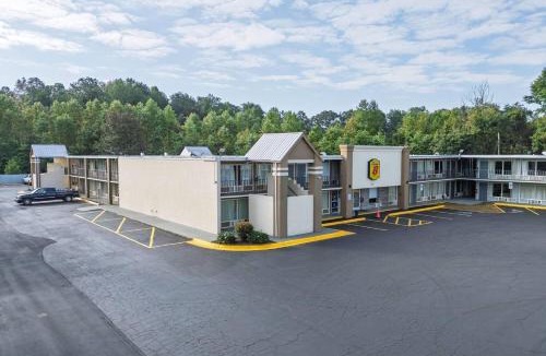 Morganton Hotel | Super 8 by Wyndham Morganton