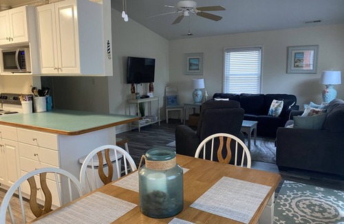 Colington House | Super clean, EXCEPTIONAL reviews- Spring & Summer 2025 Open!