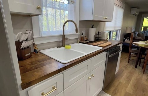Canton House | Superb 2-bedroom house with a fireplace and amazing views in charming Canton, NC