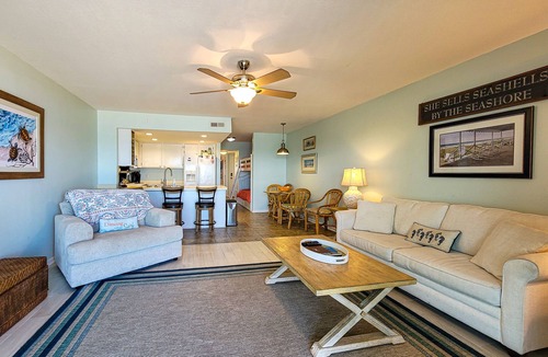 Surf City Condo | Surf Condos 123 - Swim & Soak in Ocean Views!