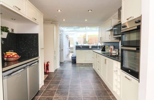 Woolacombe Bed & Breakfast | Surf View, Woolacombe