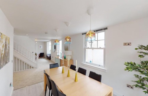 Sidmouth Apartment | Surfside