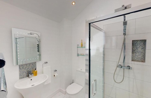 Sidmouth Apartment | Surfside