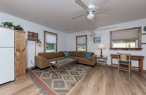Swansboro House | Swansboro. Gateway to Emerald Isle Pet-Friendly Family Compound