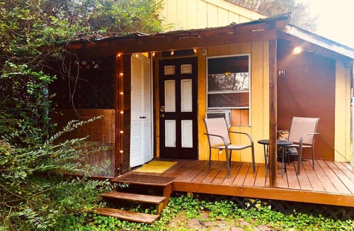 Durham Cottage | Sweet Little Glamping Cottage w/AC - Durham, NC