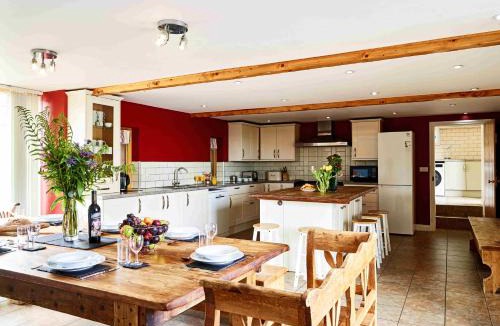 Trecastle Apartment | Sycamore Tree Barn
