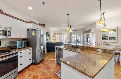 Kill Devil Hills Condo | T's Retreat: Semi-oceanfront, third floor condo, two beach accesses close by.