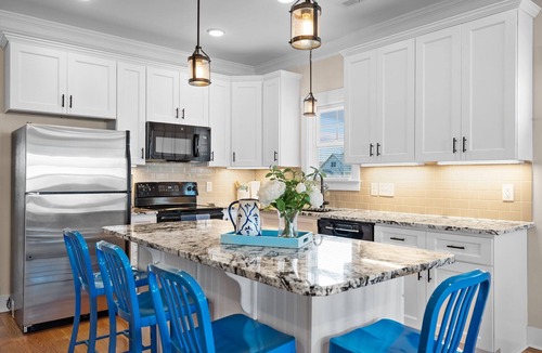 Wilmington Beach House | T2 Carolina Beach House (3 blocks from the beach)