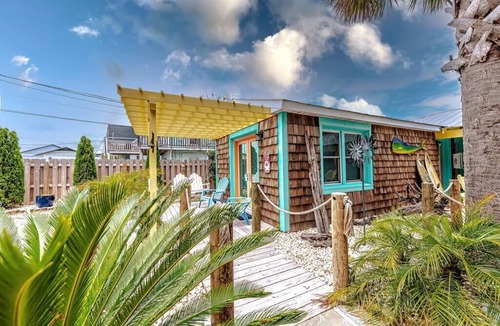 North Carolina Coast House | Tahiti at Island Breeze of CB Unique stay Design