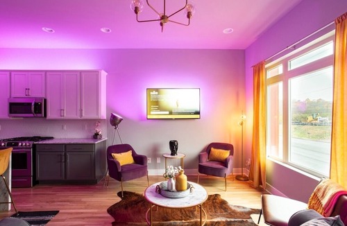 Haynes Area House | Tailgater's Dream! Rooftop w/TV + Fire + Lights