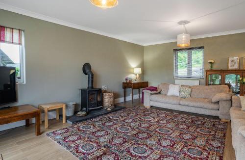 Llandeilo House | Taliaris Isaf