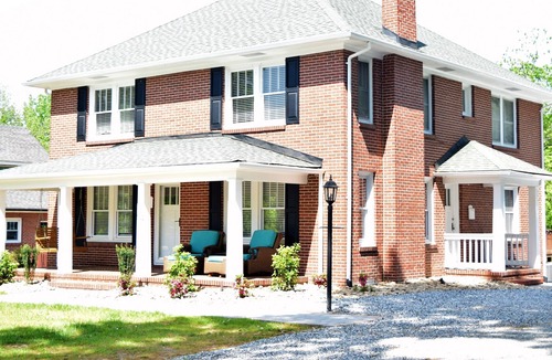 Lincolnton Apartment | Talk of the Town (Up) - Walk to Shopping & Restaurants