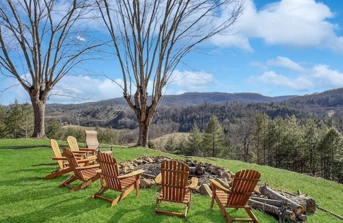Wilkesboro Cabin | Tall Maple Lodge with Views