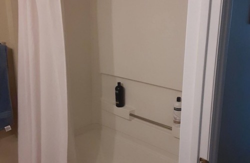 Greensboro Condo | Tater's Townhome is a cozy 1-bedroom condo with AC, TV no wifi on the 1st Floor