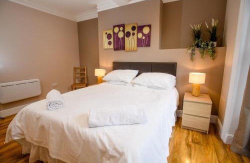 Lincoln House | Tavmar Accommodation