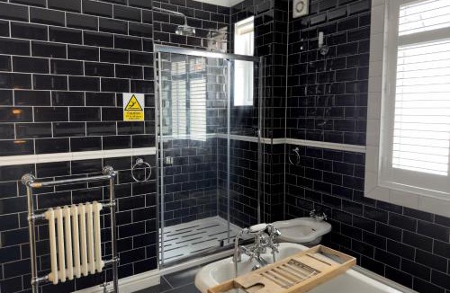 South Shields Villa | Tawaw Bungalow South Shields