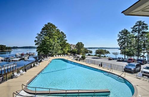 Salem House | Tee Times & Lake Days! Luxe Keowee Key Living