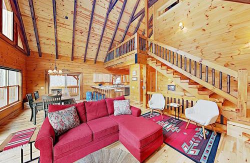 Maggie Valley House | Tenderfoot Lodge