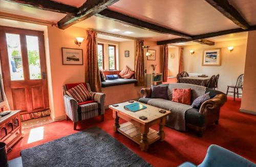 Bampton House | Tethera Cottage