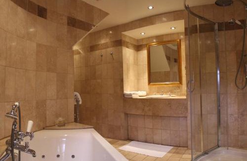 Callander House | Thackray House