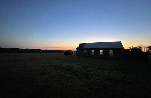 Fairfield House | The 784 LodgenHyde County Outdoorsman Retreat
