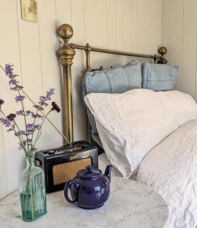 Falmouth Ski Chalet | The Applehay