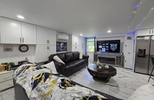 Winston - Salem House | The Ardmore Executive Suite