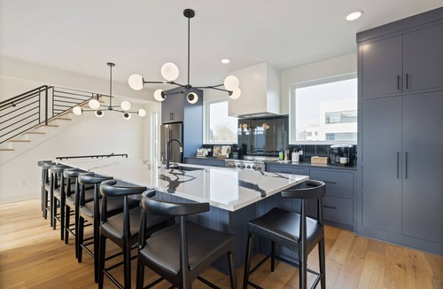 Chestnut Hill House | The Ashford | New Retreat Near WeHo